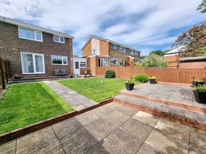 Photo 11- click for photo gallery